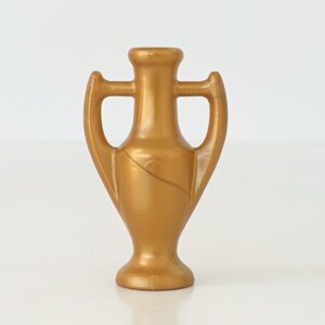 Rieten Mand, Fles, Parfum, Dolk, Draagmand – 1