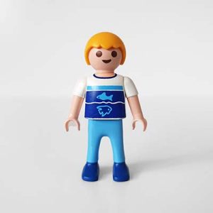Playmobil Kind Jongen, Blauwe Broek – Dierenvriend Siem