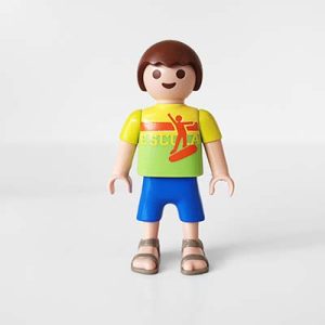 Playmobil Kind Jongen, Korte Broek, Blauw – Heldhaftige Luuk