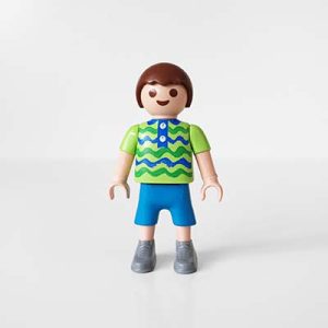 Playmobil Kind Jongen, Korte Broek, Blauw – Stoere Oscar