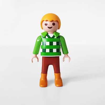 Playmobil Kind Jongen, Lange Broek, Bruin – Vriendelijke Milan