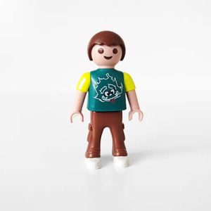 Playmobil Kind Jongen, Lange Broek, Bruin – Gezellige Ezra