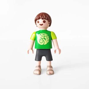 Playmobil Kind Jongen, Korte Broek, Rood, Grijs – Grappige Sepp