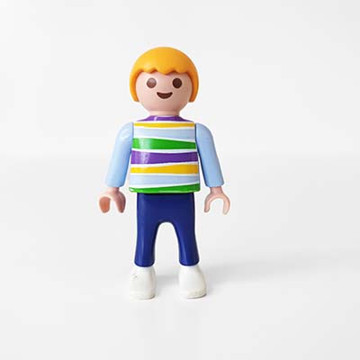 Playmobil Kind Jongen Lange Broek Blauw – Vriendelijke Max