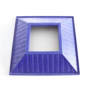 Vierkant blauw dak voor kliniek