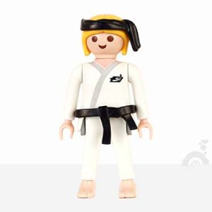 Pattersier, Agent, Winterjurk, Tennis, Zonennbaden, Montainbike, Doune – 02