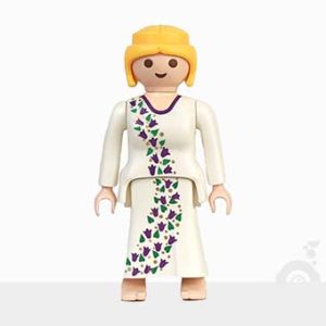 Heks, Zuster, Vroedvrouw, Judoka, Verzorger, Zangeres
