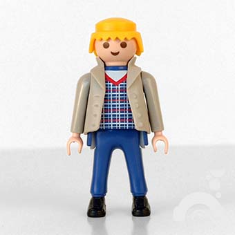 Playmobil Opa in zijn Vrije tijd, natuurlijk netjes gekleed,