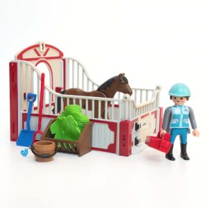 Paardrijdster Met Paardenbox