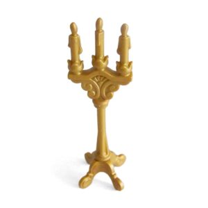 Gouden kandelaar op standaard