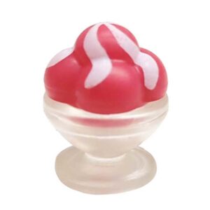 8410 Roomijs met aardbeien Swirl