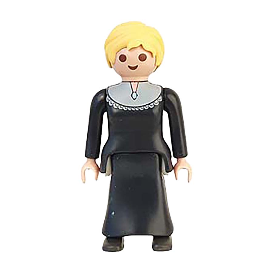 Playmobil Glovige maar natuurlijk kan di ook door als Oma, Buurvrouw, Tante, Roddeltante, Detective, Nieuwsgierige Dame