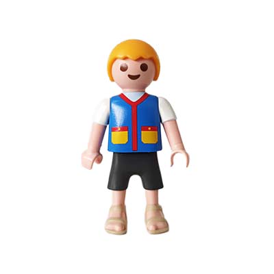 Playmobil Kind Jongen, Korte Broek, Rood, Grijs – Krachtig Jace