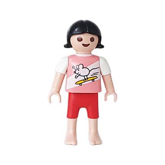 Playmobil Kind Meisje Korte Broek Rood Paars – Krachtige Isabella