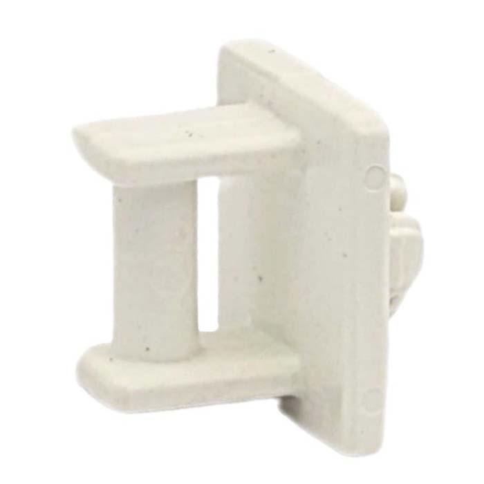 Playmobil THINK: The user wants a Dutch translation of "Lamp mounting plate" from Playmobil. I need to consider each word: - "Lamp": This is already widely understood and used in Dutch (lamp). - "mounting": This implies something that attaches or holds in place. "Montage" is the direct translation and fits well for Playmobil. Other options like "bevestiging" (fastening) or "houder" (holder) are possible but "montage" is concise and fitting for a technical/assembly part. - "plate": This is "plaat" in Dutch. Combining these: "Lamp montage plaat". Let's double-check if "Lamp montageplaat" (as one word) is better. Dutch compound words often merge. "Montageplaat" is a common compound ("mounting plate"). So, "Lamp montageplaat" would be the most natural and grammatically correct form. Final check: Does it sound natural for a Playmobil part? Yes, it does. "Lamp montageplaat" is a clear and direct translation.Lamp montageplaat