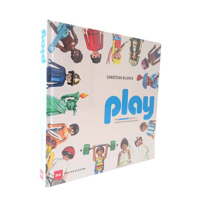 Playmobil Boek: PLAY (Christian Blanck) Play – Wie Playmobil Figuren zu Kindermodellen werden